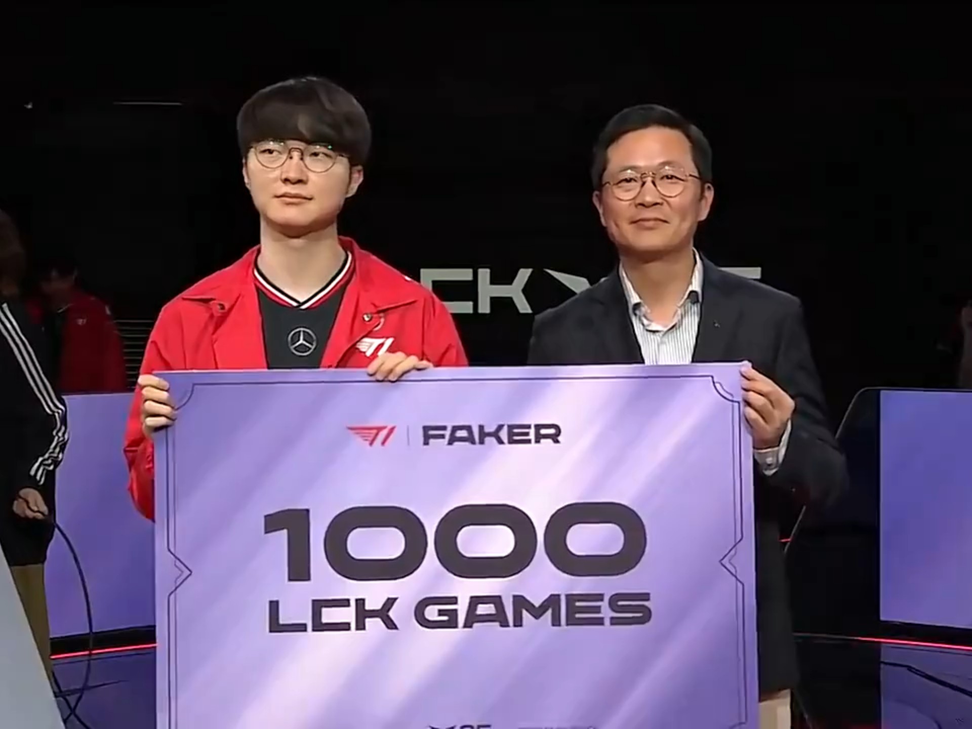 Faker在TL比赛中刷新纪录，大胜引发热议！